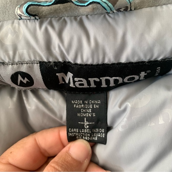 Marmot goose down puffer size Large - Picture 8 of 11